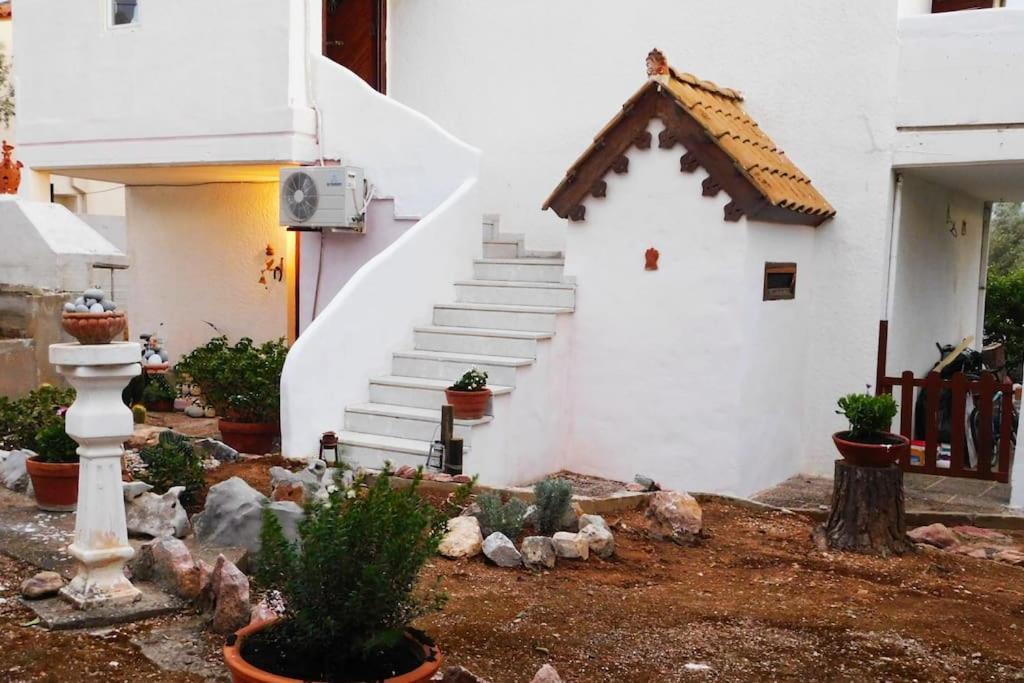 Marco Polo'S Mooring Cozy Navy House Lejlighed Anavyssos Eksteriør billede